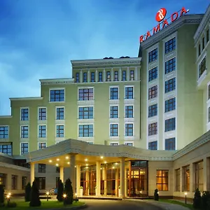 4* Hotel Ramada By Wyndham